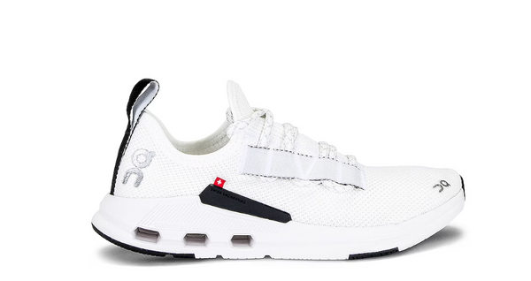 ON Cloudeasy Sneaker